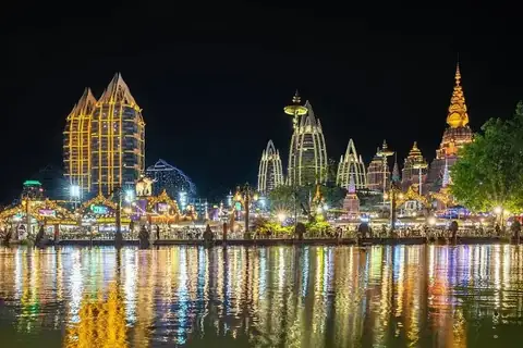 西双版纳告庄夜市